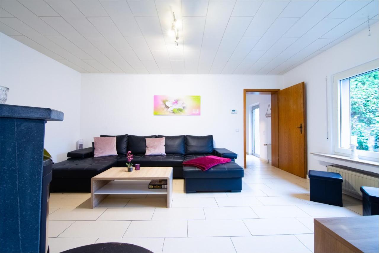 Ferienwohnung Oberhausen Alstaden Exteriör bild