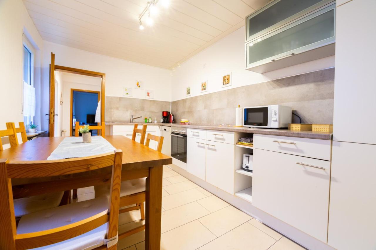 Ferienwohnung Oberhausen Alstaden Exteriör bild
