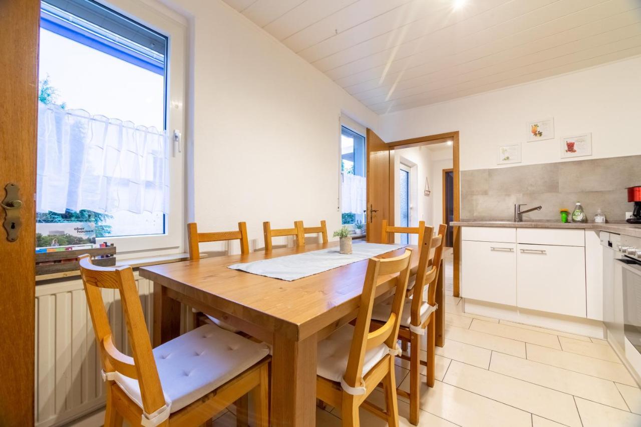Ferienwohnung Oberhausen Alstaden Exteriör bild