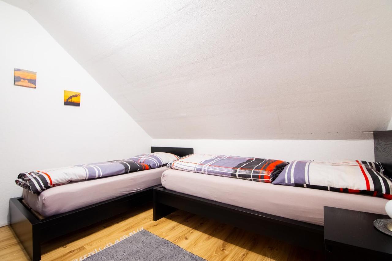 Ferienwohnung Oberhausen Alstaden Exteriör bild