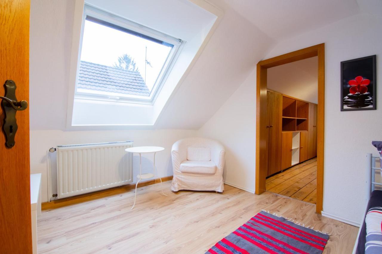 Ferienwohnung Oberhausen Alstaden Exteriör bild