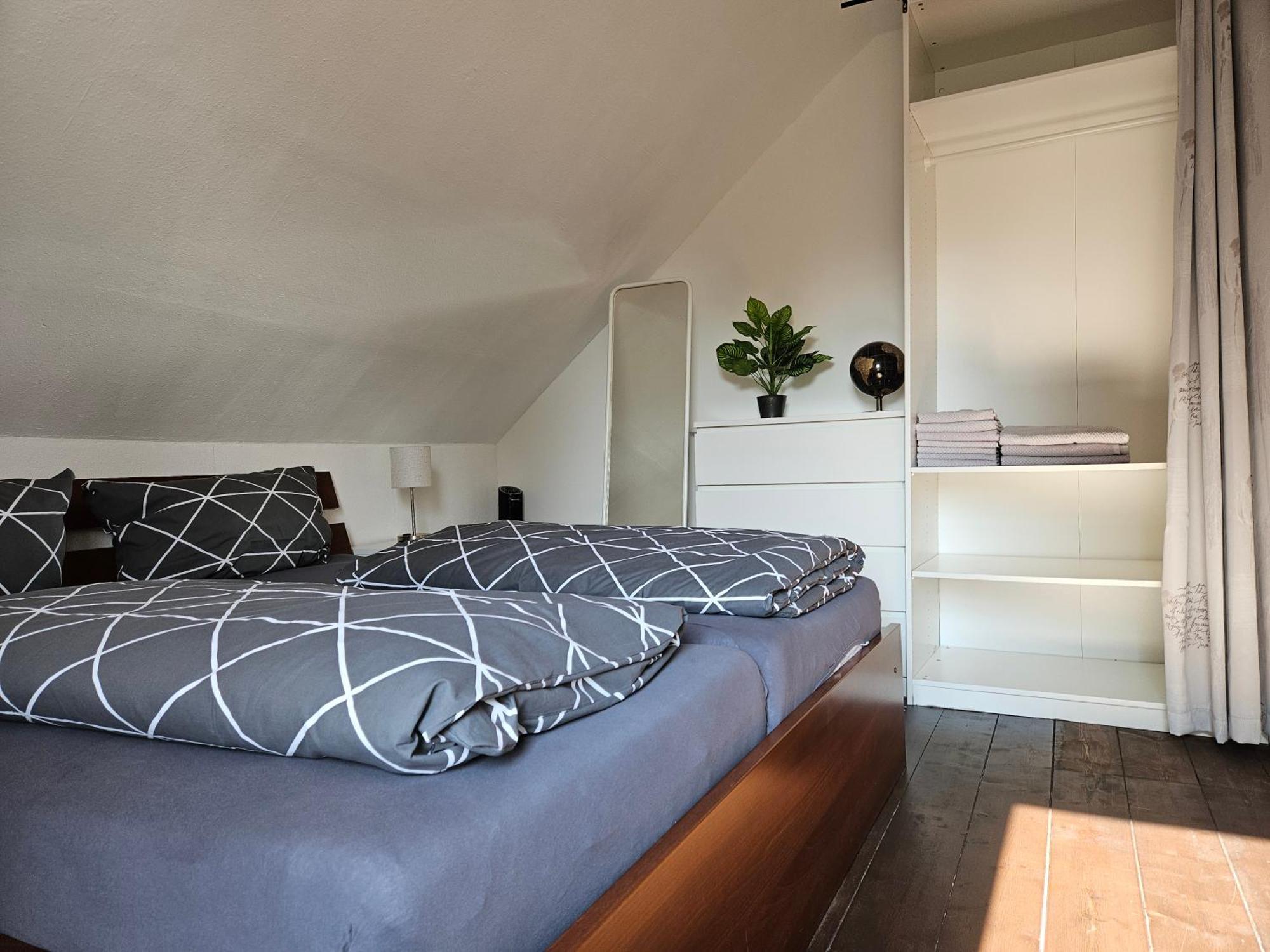 Ferienwohnung Oberhausen Alstaden Exteriör bild